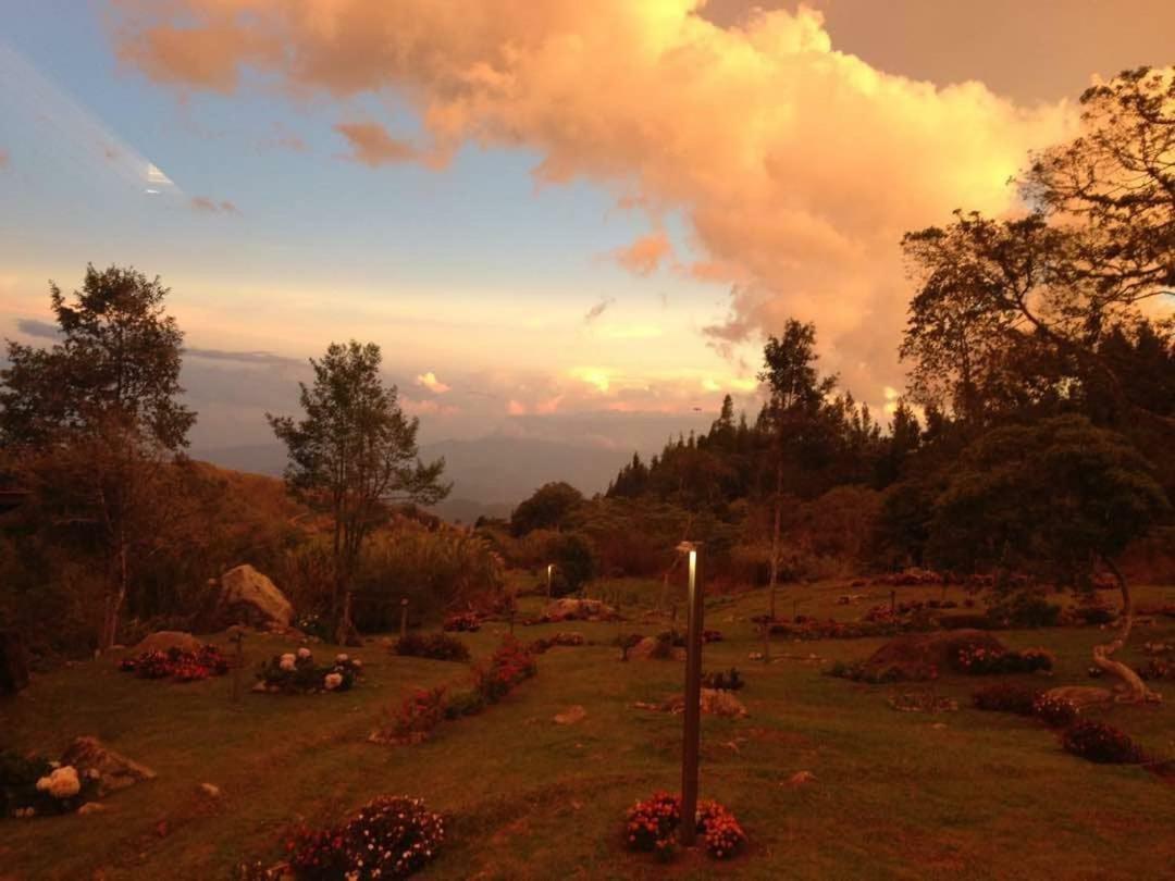 Spring Garden Ξενοδοχείο Kampong Kundassan Εξωτερικό φωτογραφία